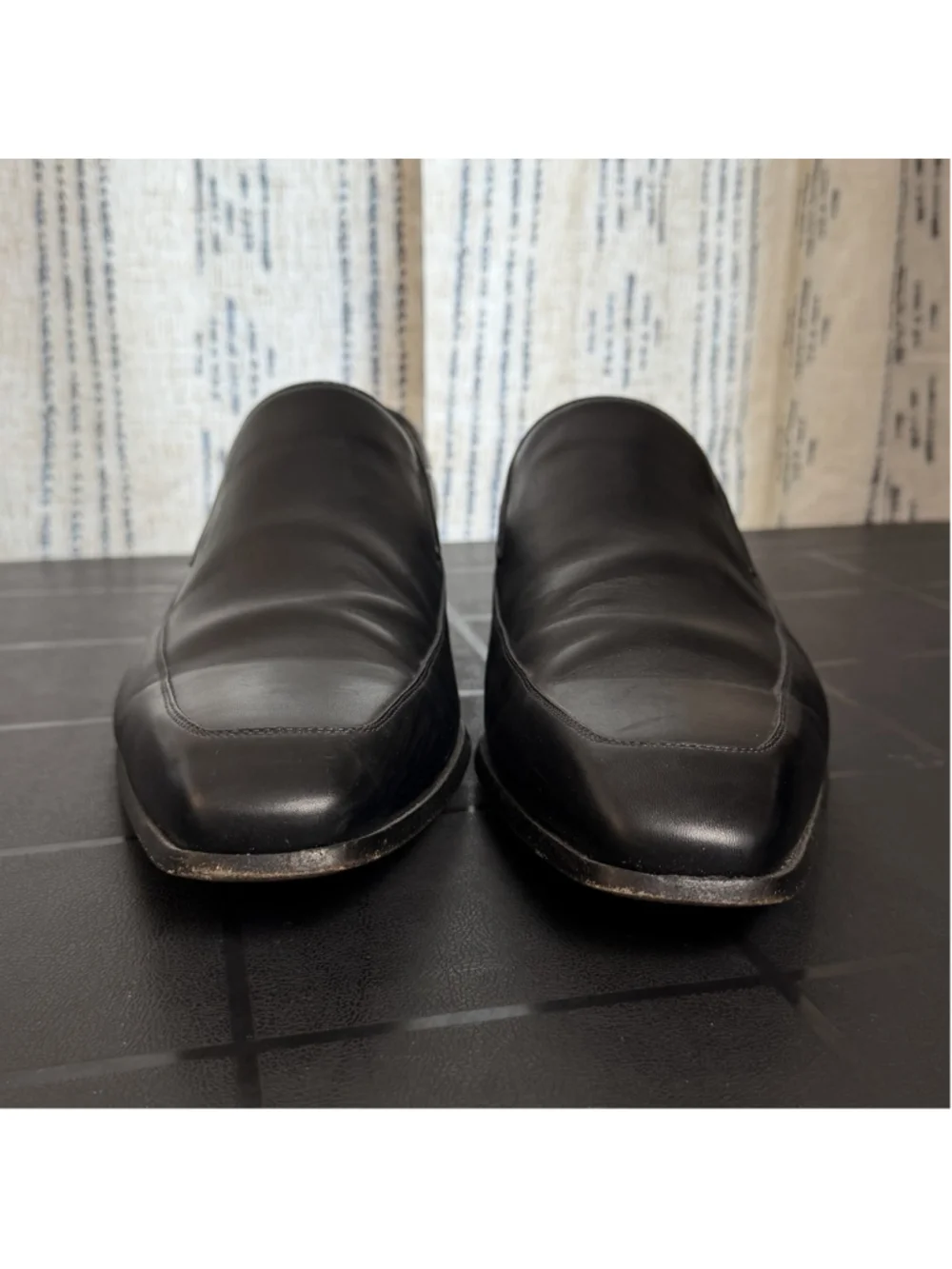 Mezlan sophisticated classic